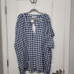 5/$30 Jane and Delancey Navy and White Gingham Blouse